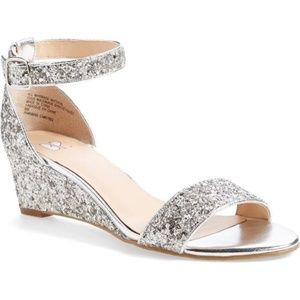 Glittery wedge sandal